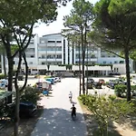 Ξενοδοχείο Il Tridente Hotel Μπιμπιόνε