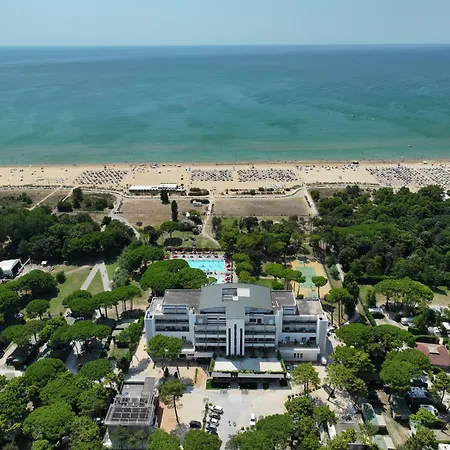 Il Tridente Hotel 호텔 비비오네