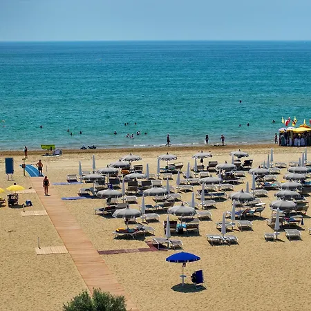 酒店 Il Tridente Hotel