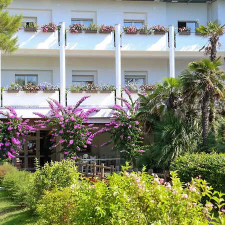 فندق Il Tridente Hotel 4*
